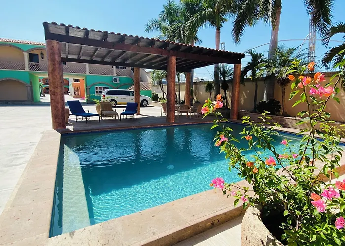 Cactus Cabos Hotel 3*