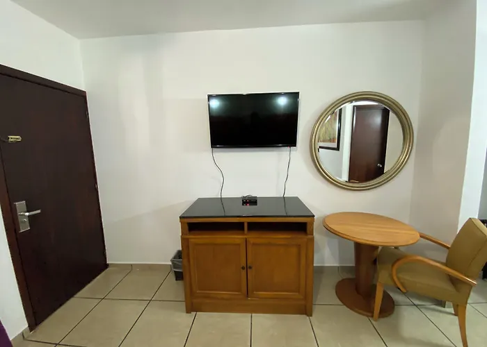 Cactus Cabos 3*